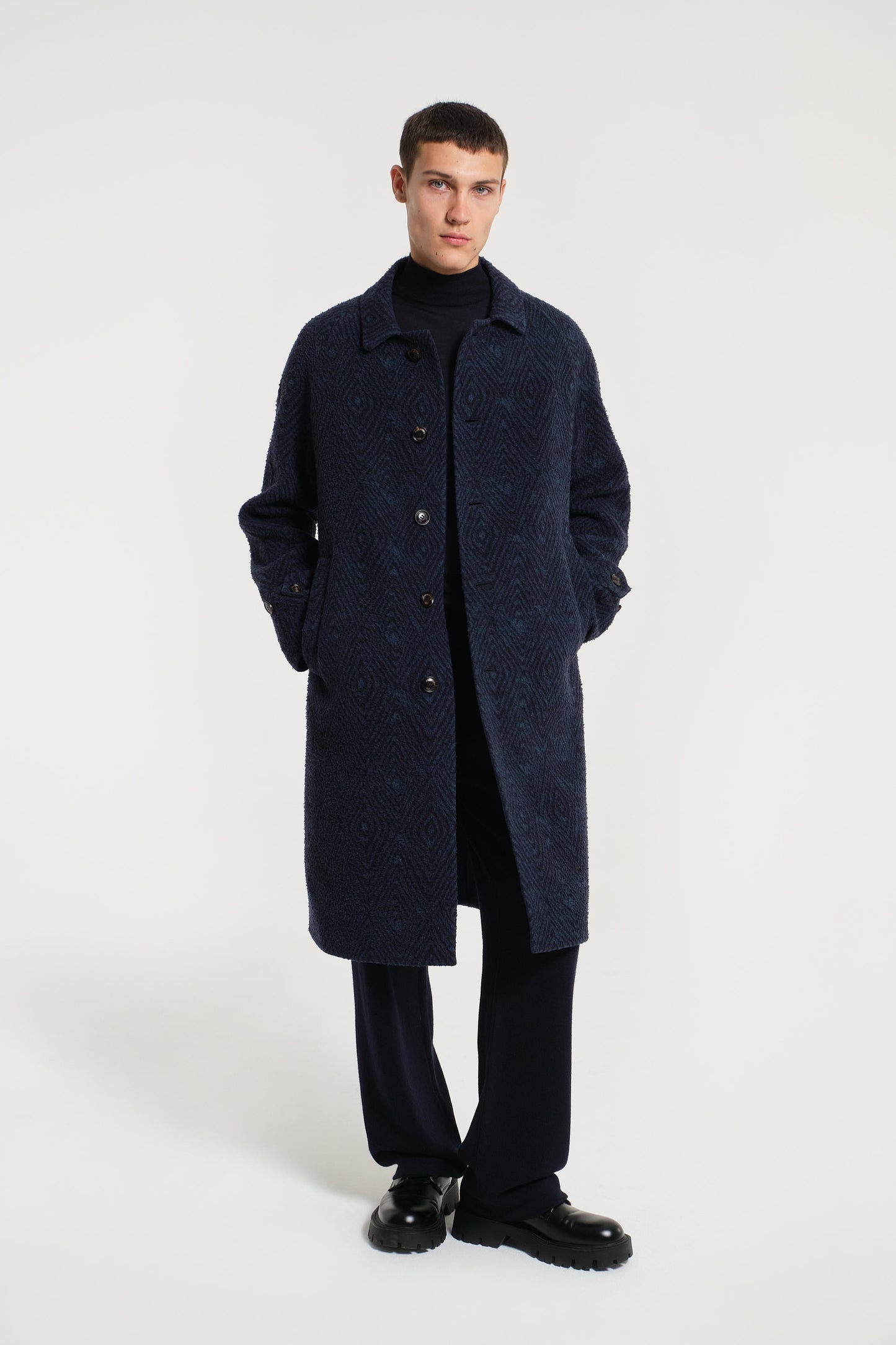 BLUE SHIRT COLLAR COAT