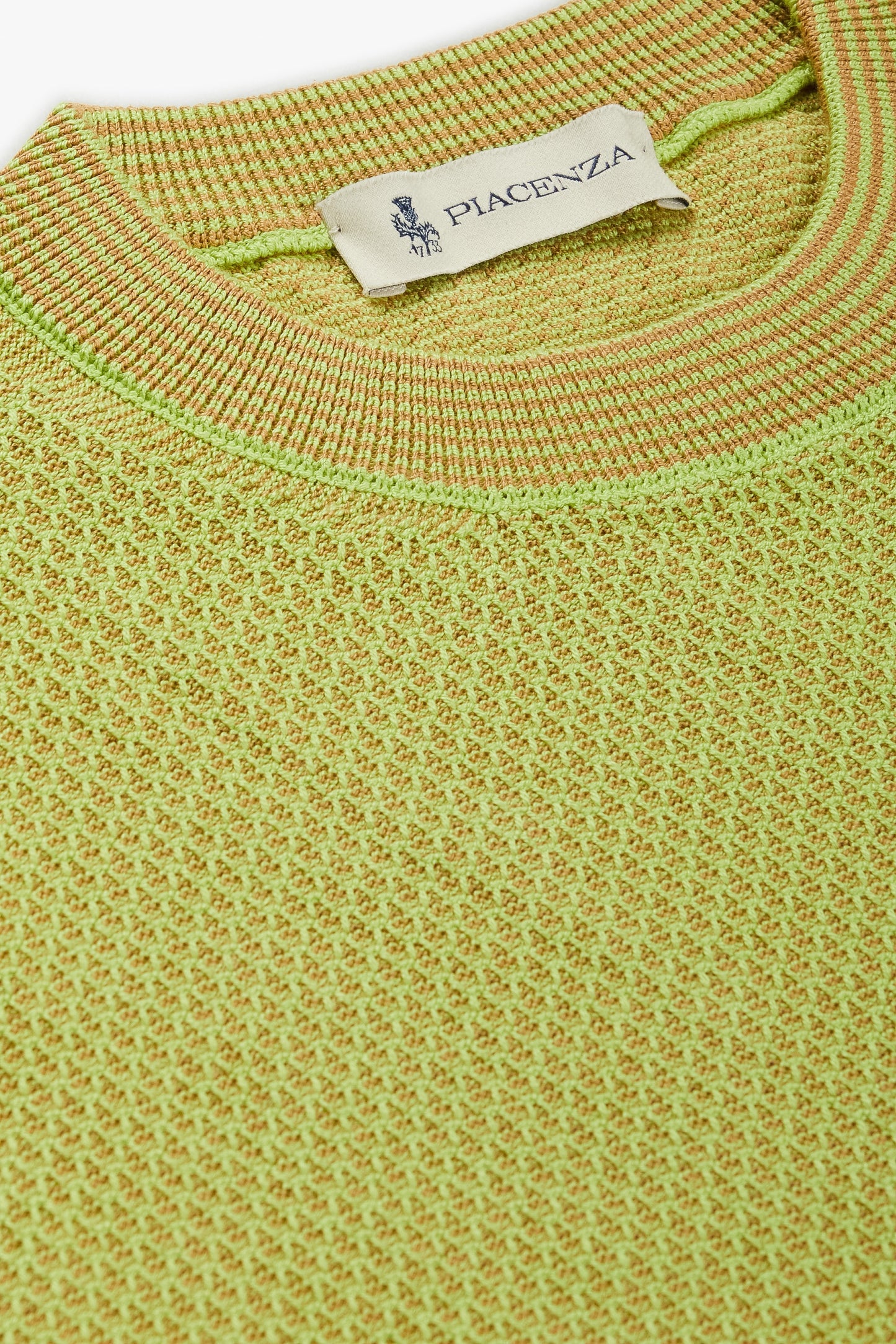 Fluorescent and natural green two-tone slip long-sleeved shirt