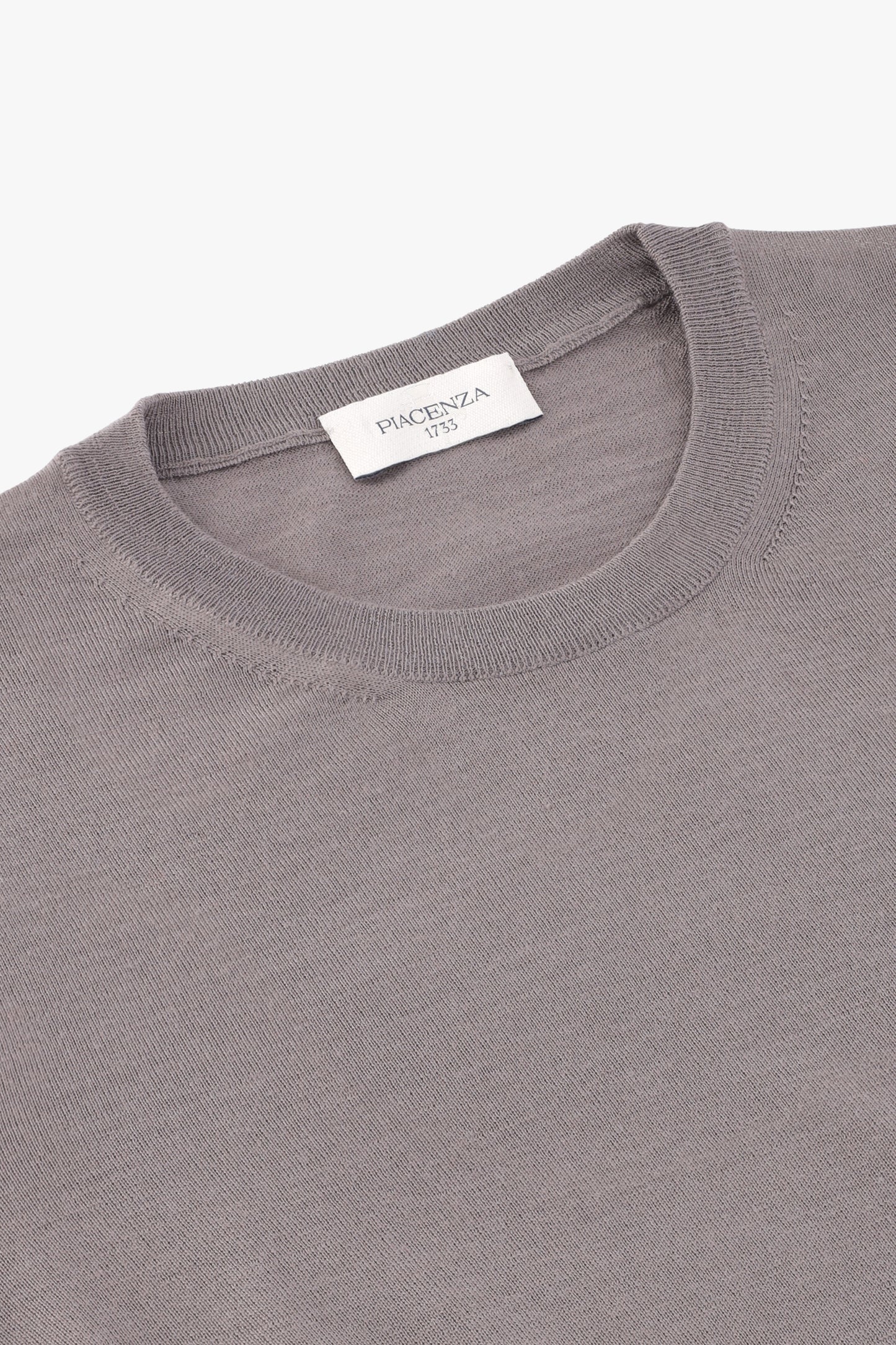 CREW NECK IN SUPER THIN GRAY WOOL